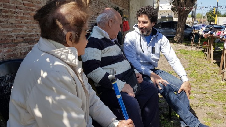 Alaniz visitó al Centro de Jubilados Senderos del Corazón 